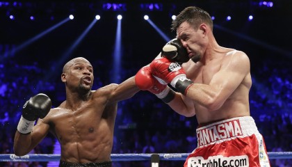 体育竞猜网站-体育大乱炖，巴萨备战荷甲，罗马转战中超，森林狼出局打欧联